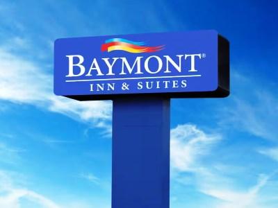 Baymont Inn & Suites By Wyndham Lincoln Ne Exteriér fotografie